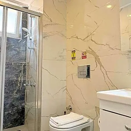 Ay Isigi Hotel 3*